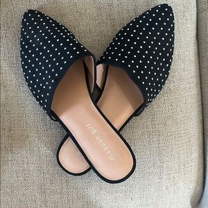 New without box Madden Girl Black and silver stud Dot Women's Shoes